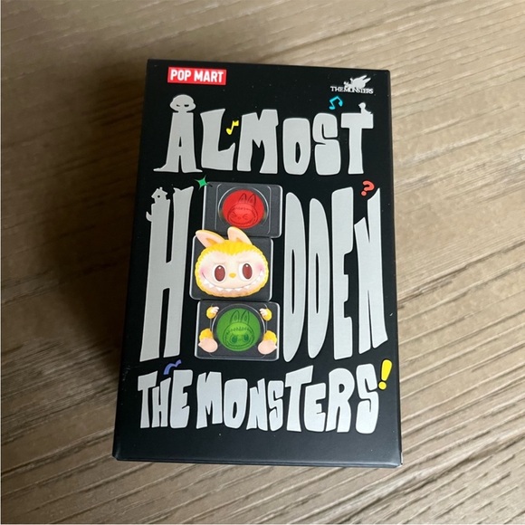 Pop Mart Spray Can Almost Hidden Series The Monsters Figure Labubu Figurine NIB! - Picture 1 of 9